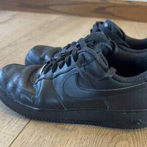 Nike Air Force 1 All Black Casual Shoes Sneakers Size 8.5 Mens Preowned